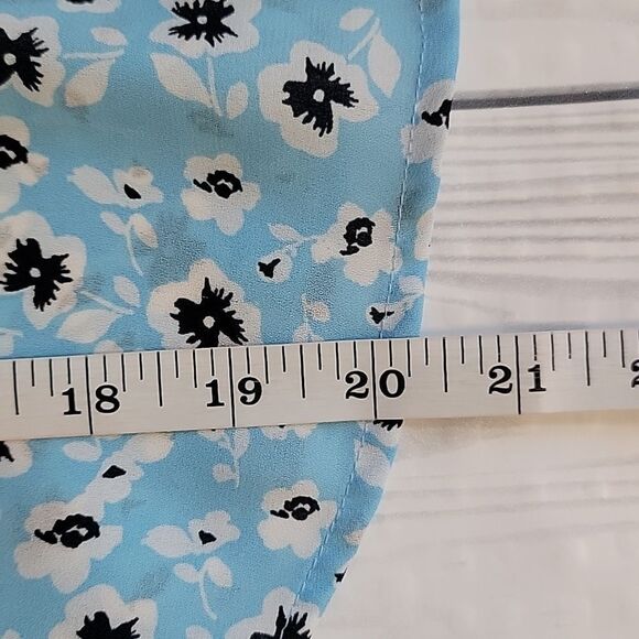 Topshop floral print short sleeved summer blouse in blue Women's Size 4 - Picture 10 of 12